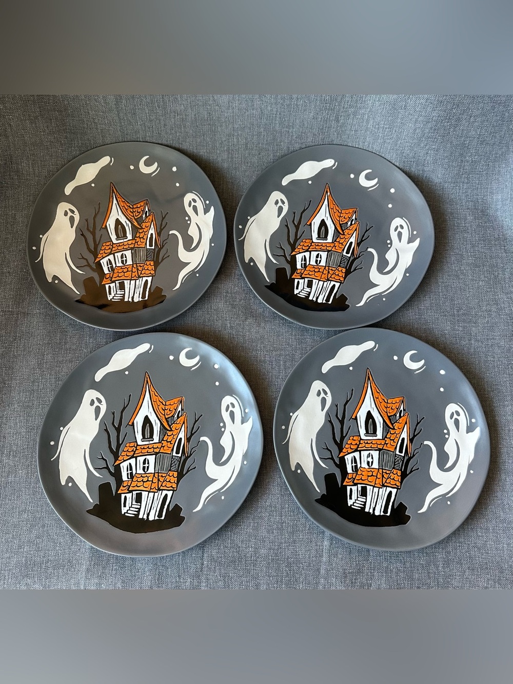 Eli + Ana 4pc The Ghostly Adobe 10.5in Halloween Dinner Plates